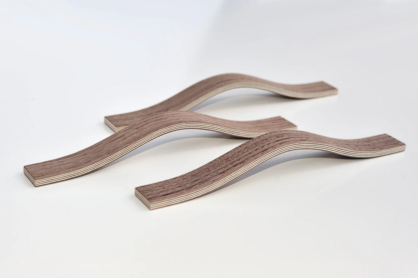 Wooden furniture handles - Walnut