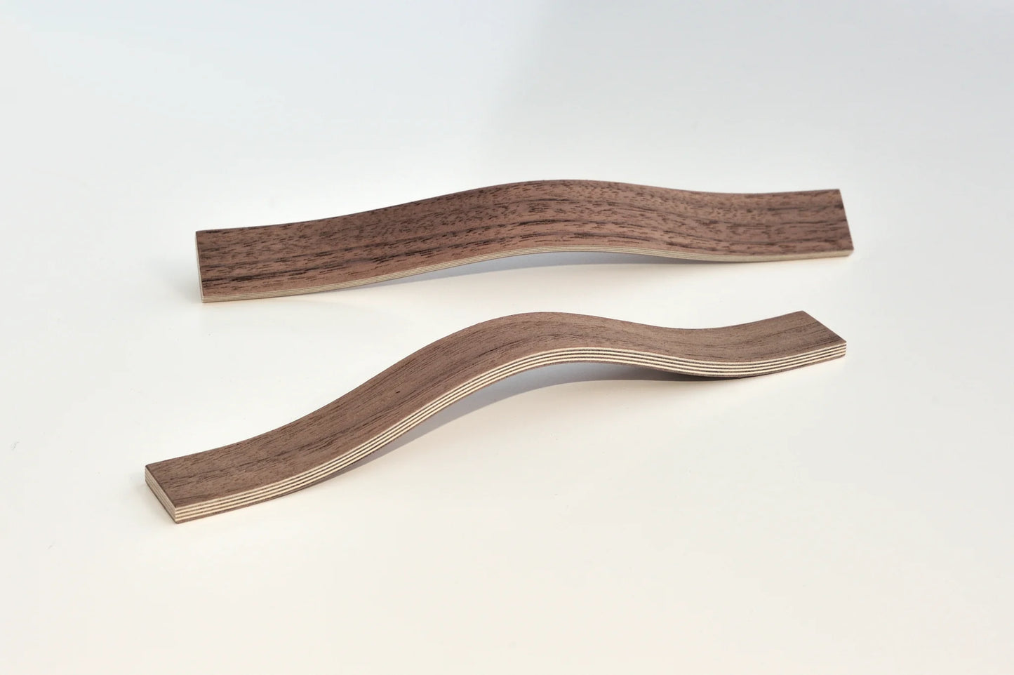 Wooden furniture handles - Walnut