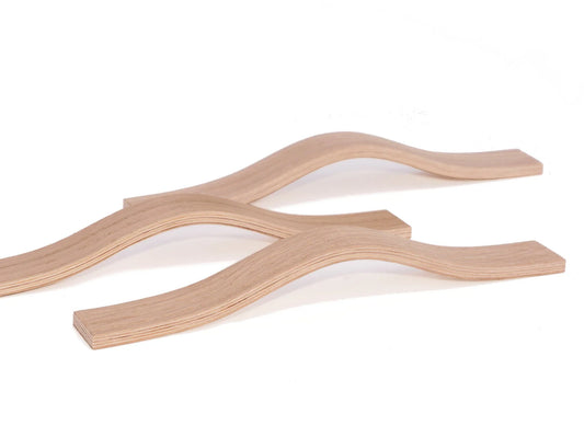 Oak wooden furniture finished handles. 2 sizes: 195 and 230mm